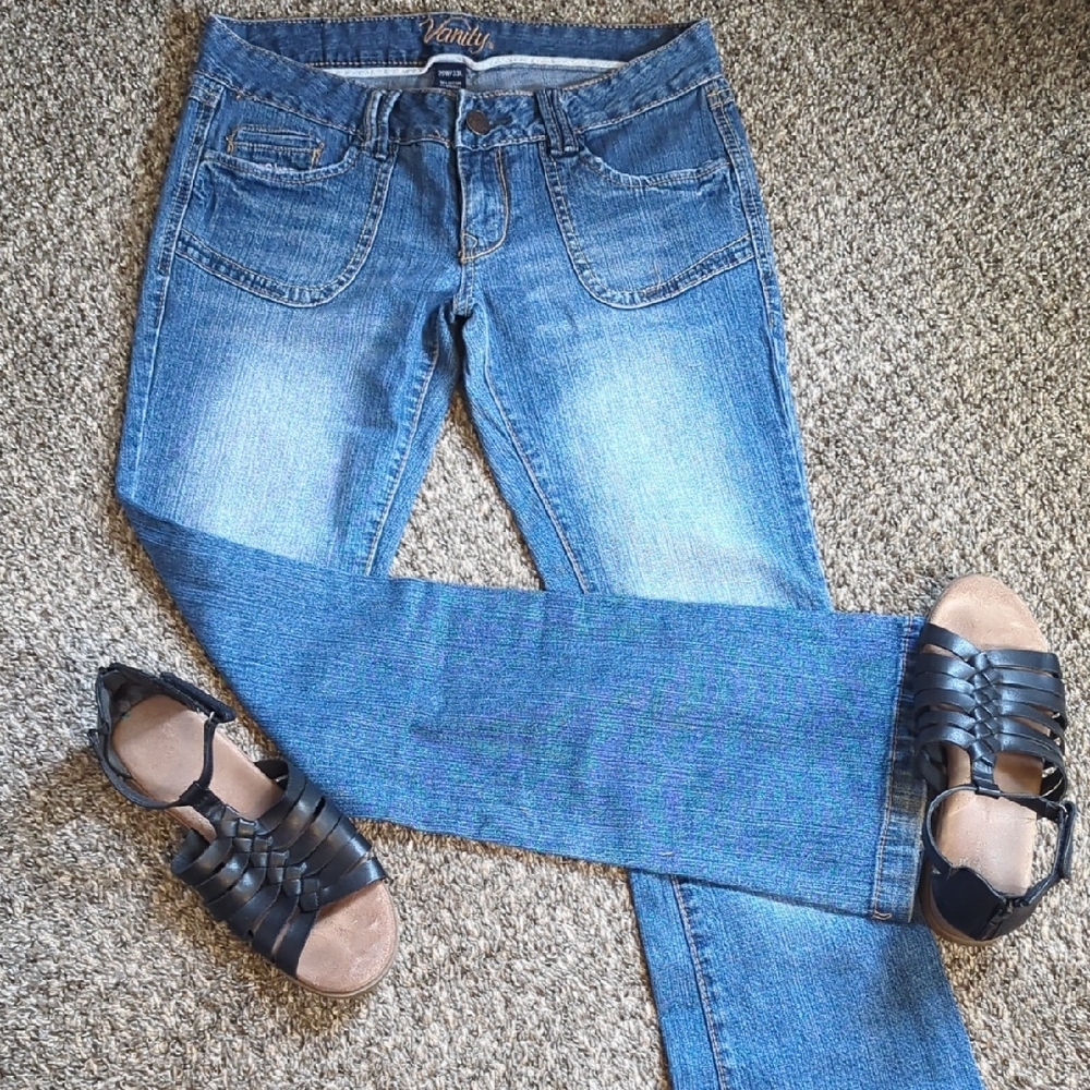 Vanity Women's Blue Jeans - Picture 6 of 6